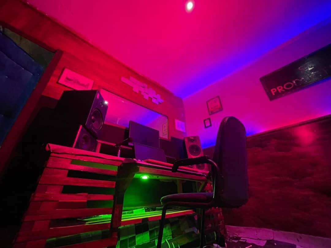 Session d'enregistrement au studio SL Production